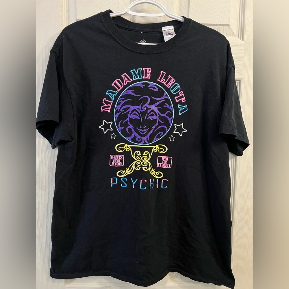 Madame Leota size large
